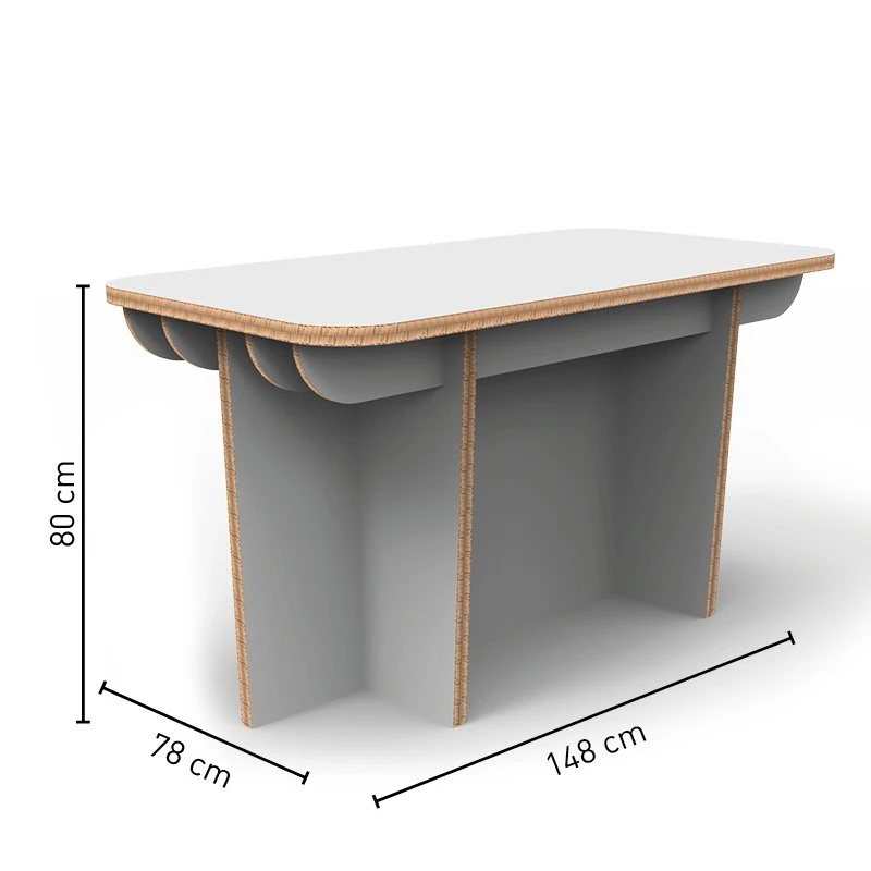 Tisch aus Karton 2